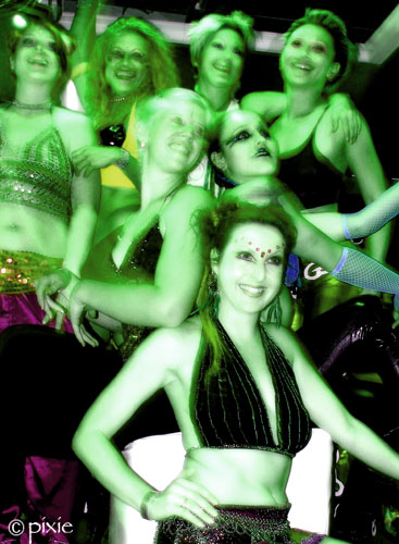 backstage13_small.jpg