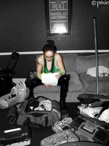 backstage20_small.jpg