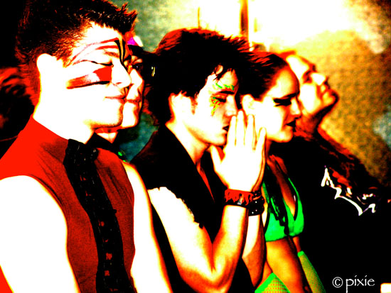 backstage26_small.jpg