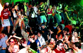 pGalludet15_huge_dancer_side_stage.jpg