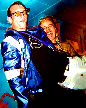 pmutaytor_brady_in_roos_arms.jpg