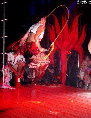 21_G_001.jpg
