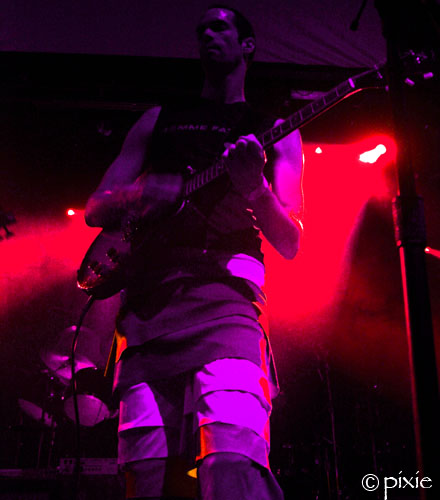 makumba24_small.jpg